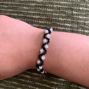 Elegant Black and White Beaded Bracelet